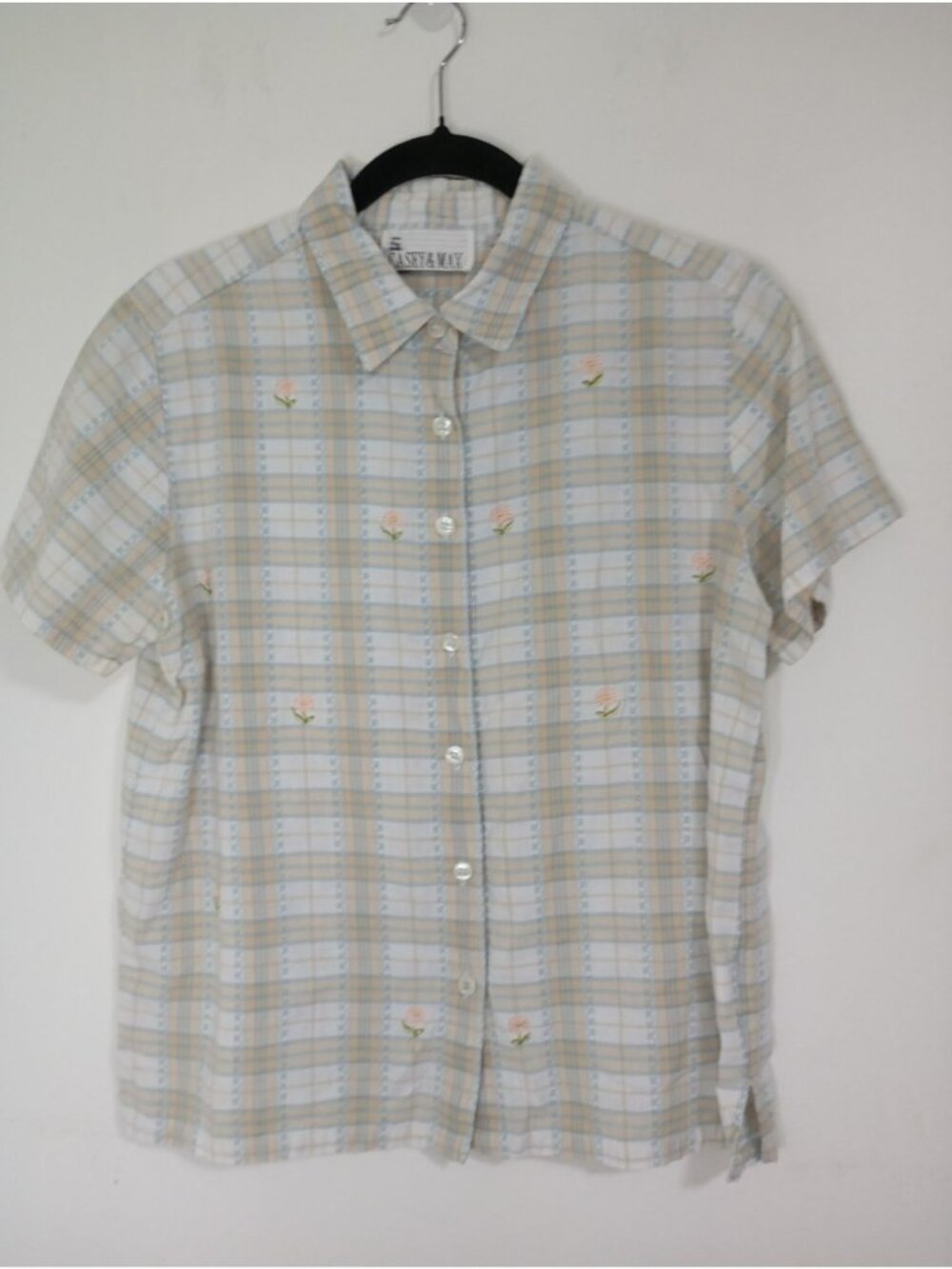 Casey & Max Womens Medium Floral Embroidered Plaid Button-Up Shirt 100% Cotton